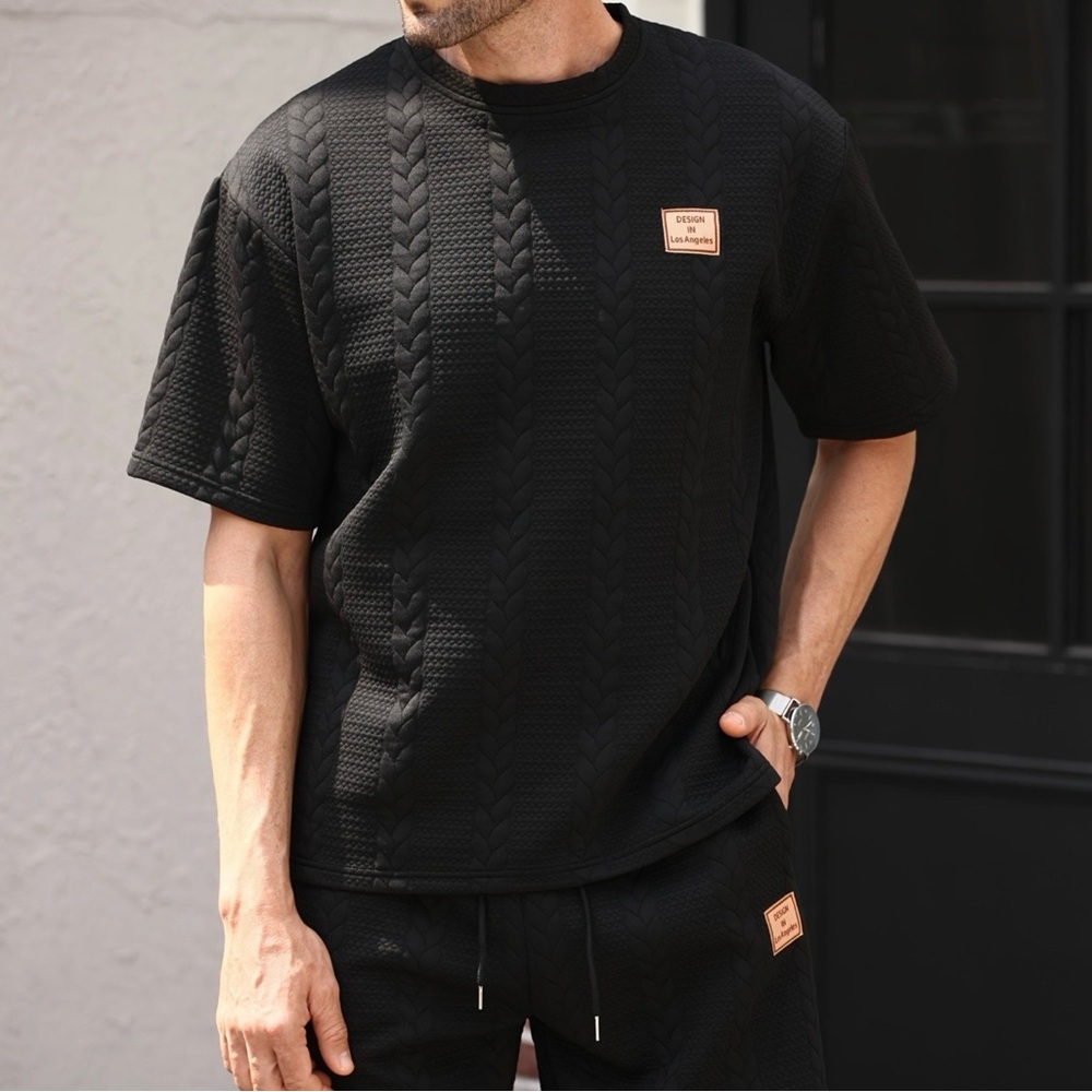 Men's Black Textured Short-Sleeve Shirt